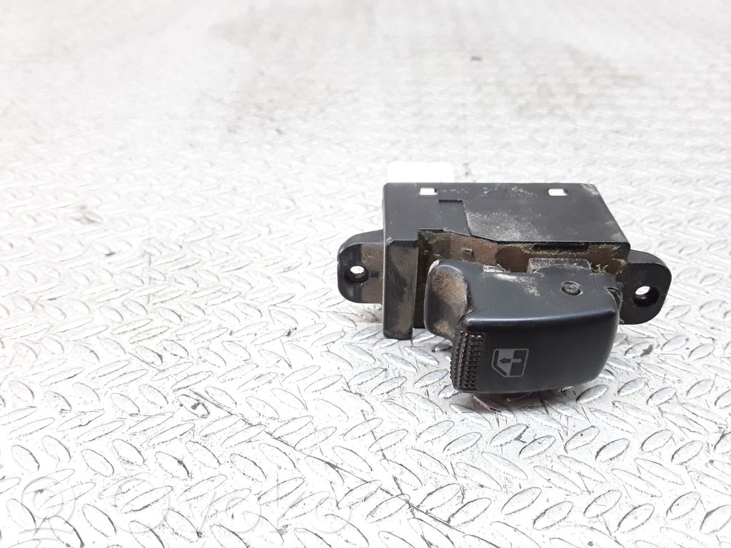 Hyundai Terracan Electric window control switch 