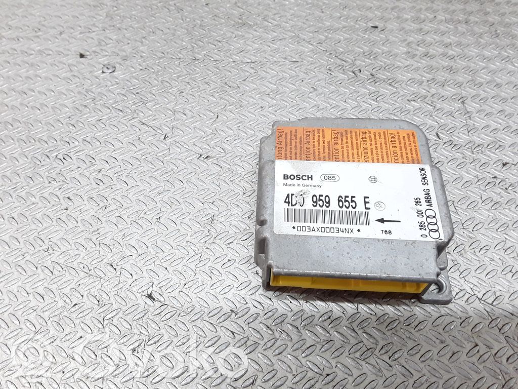 Audi A8 S8 D2 4D Airbag control unit/module 