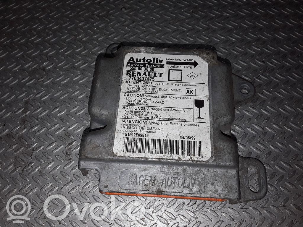 Renault Megane I Airbag control unit/module 