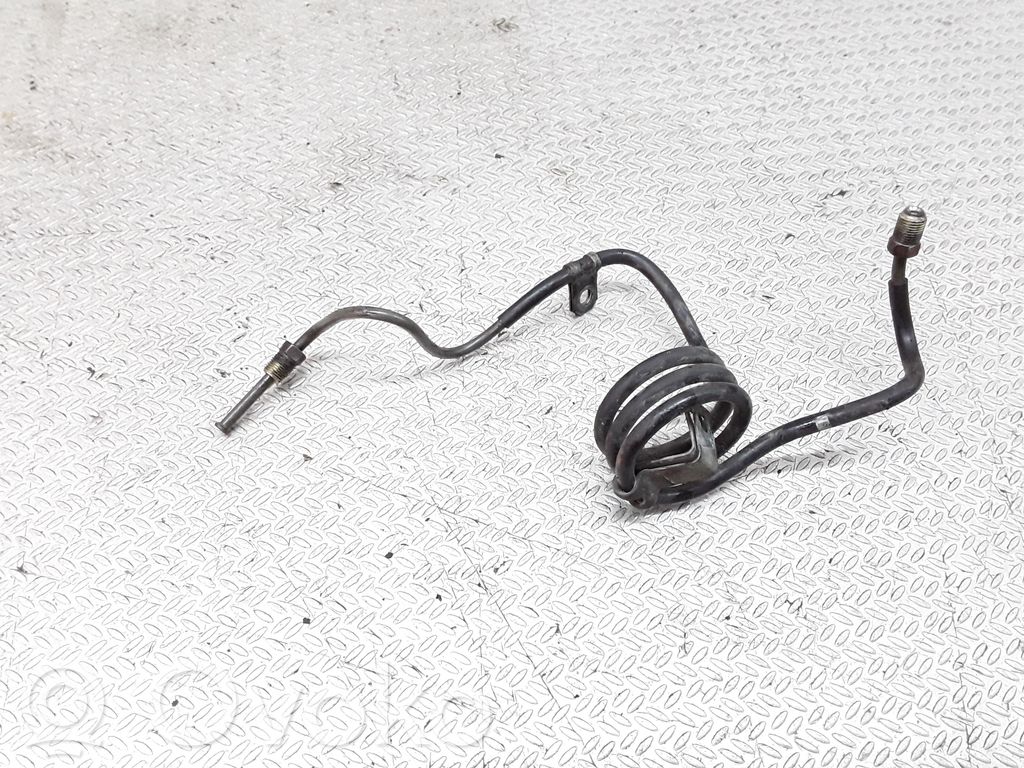 Clutch pipe/line