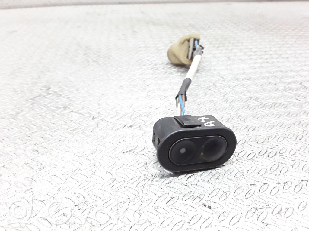 Opel Frontera A Electric window control switch 