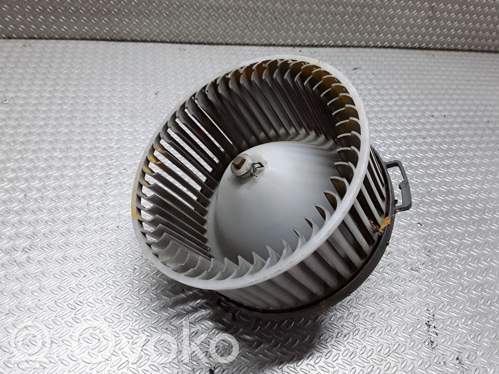 Mazā radiatora ventilators   8940000270