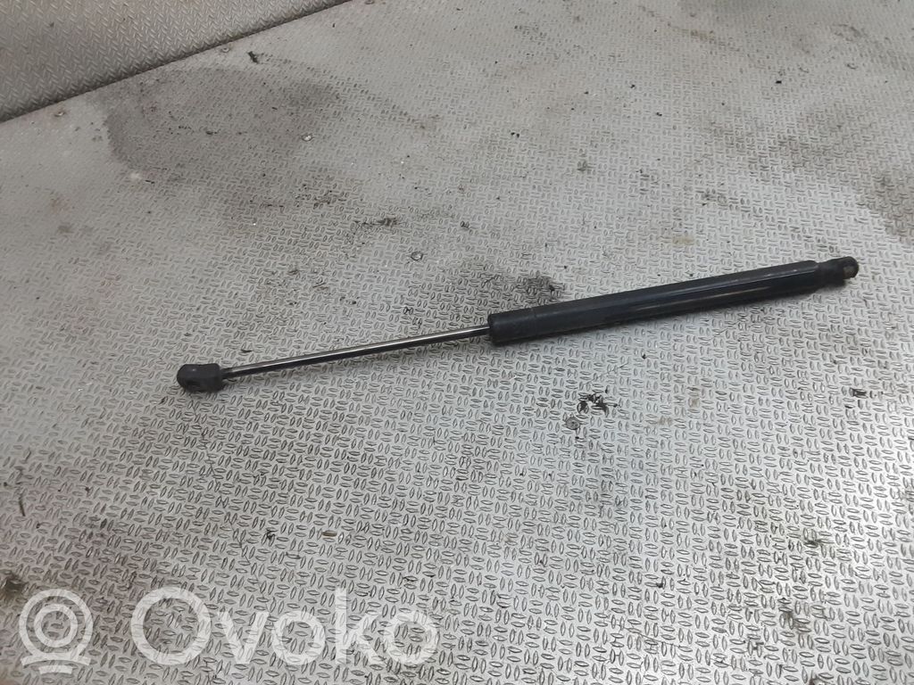 Audi A6 Allroad C5 Amortizatorius galinio dangčio 