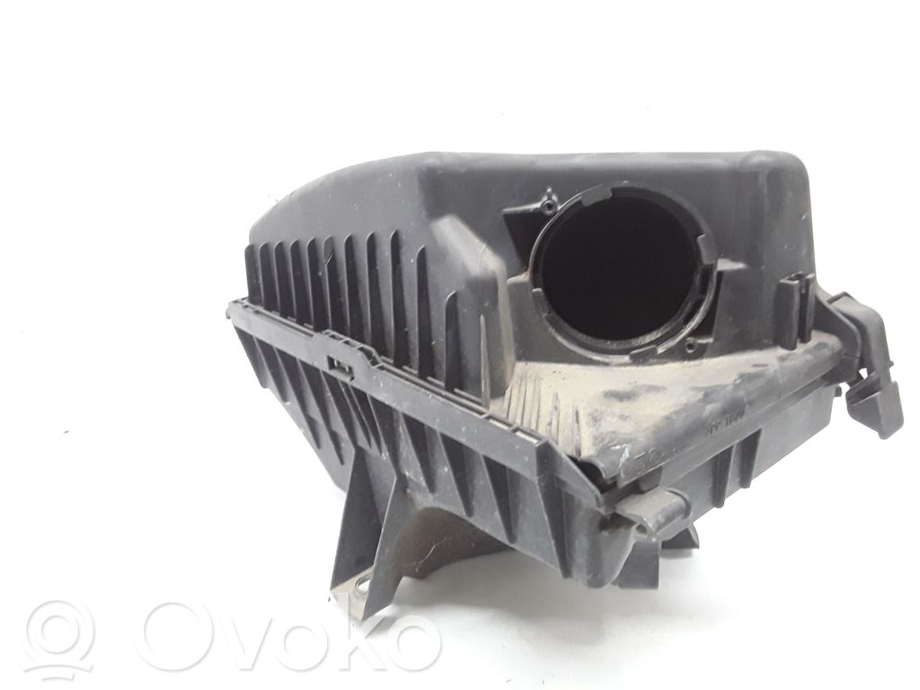Air filter box   9142730