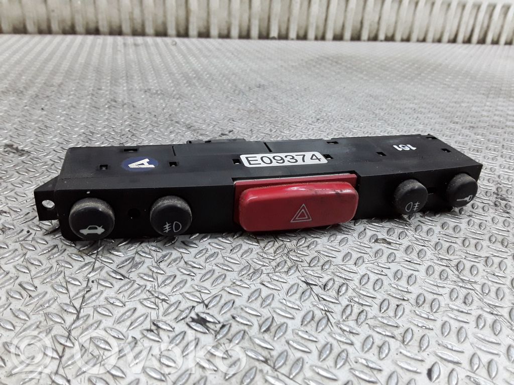 Alfa Romeo 147 Hazard light switch 