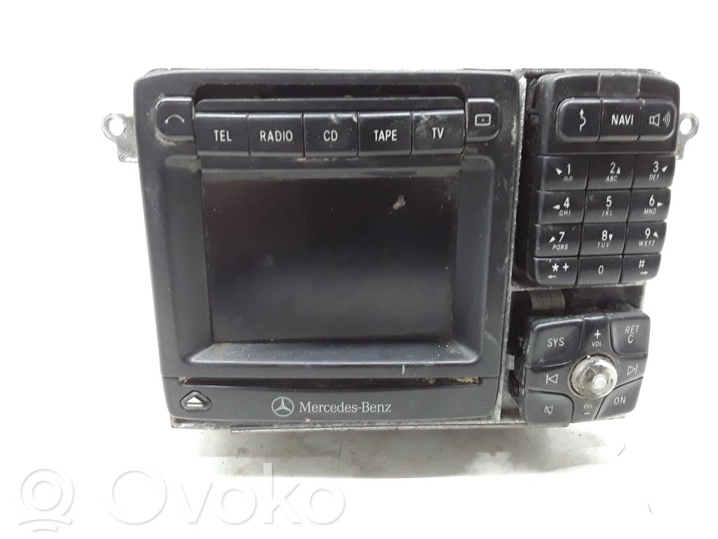 Panel / Radioodtwarzacz CD/DVD/GPS   8638203658