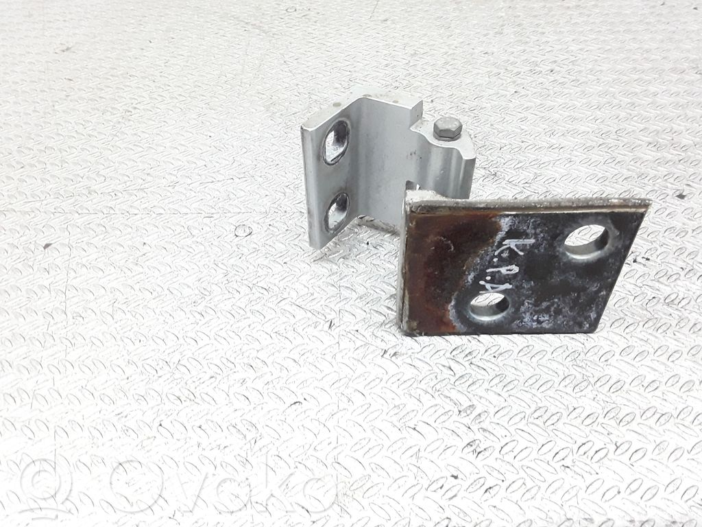 BMW X5 E53 Front door lower hinge 