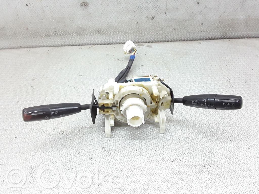 KIA Carnival Interruptor/palanca de limpiador de luz de giro 