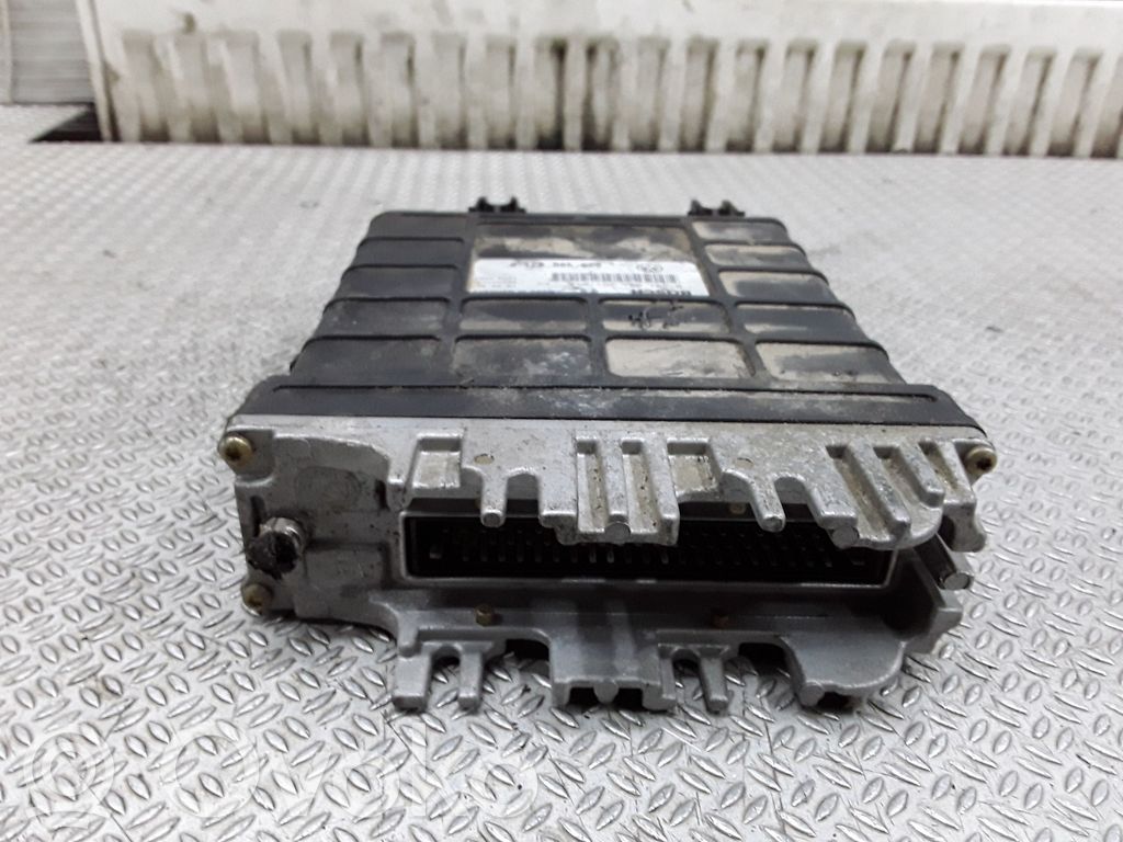 Unidad de control/módulo del motor   028906021P,0281001251