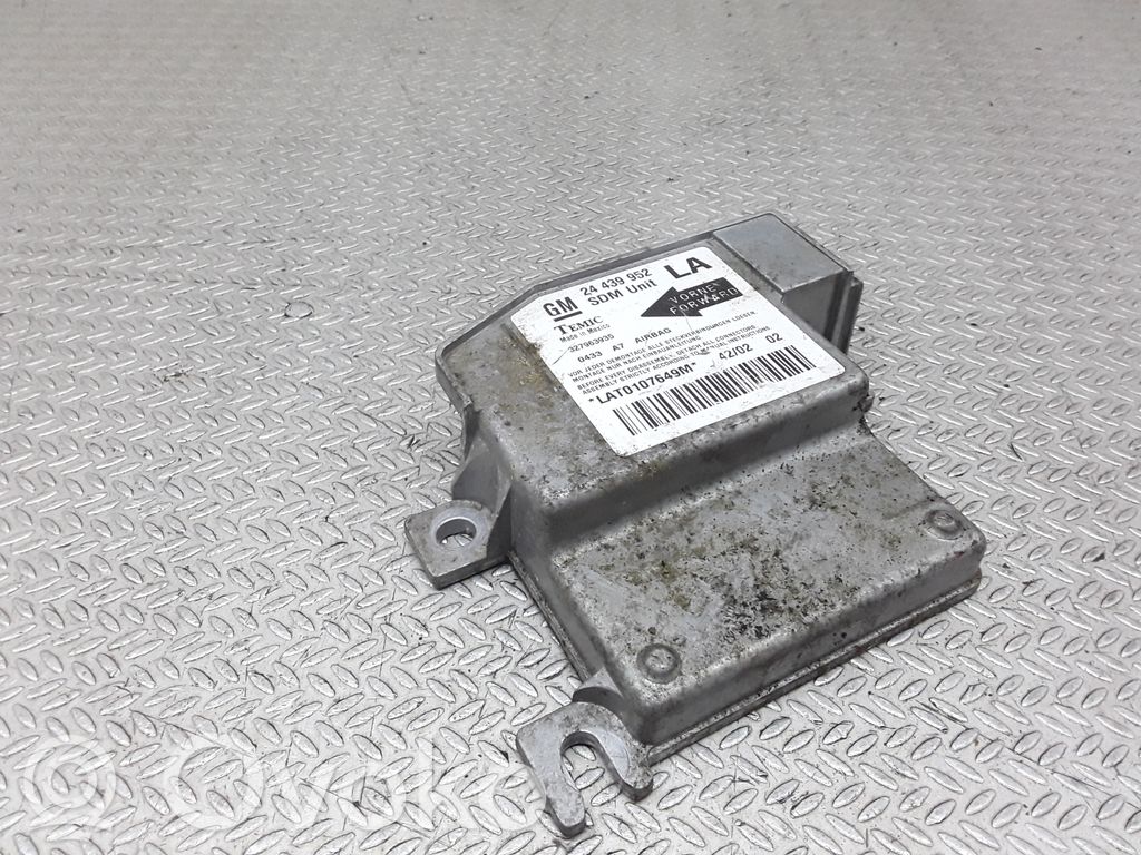 Opel Corsa C Airbag control unit/module 