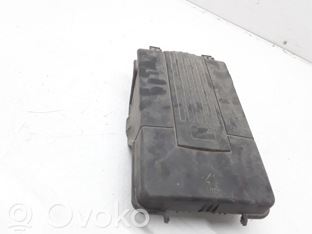 Skoda Octavia Mk2 (1Z) Coperchio/tappo della scatola vassoio della batteria