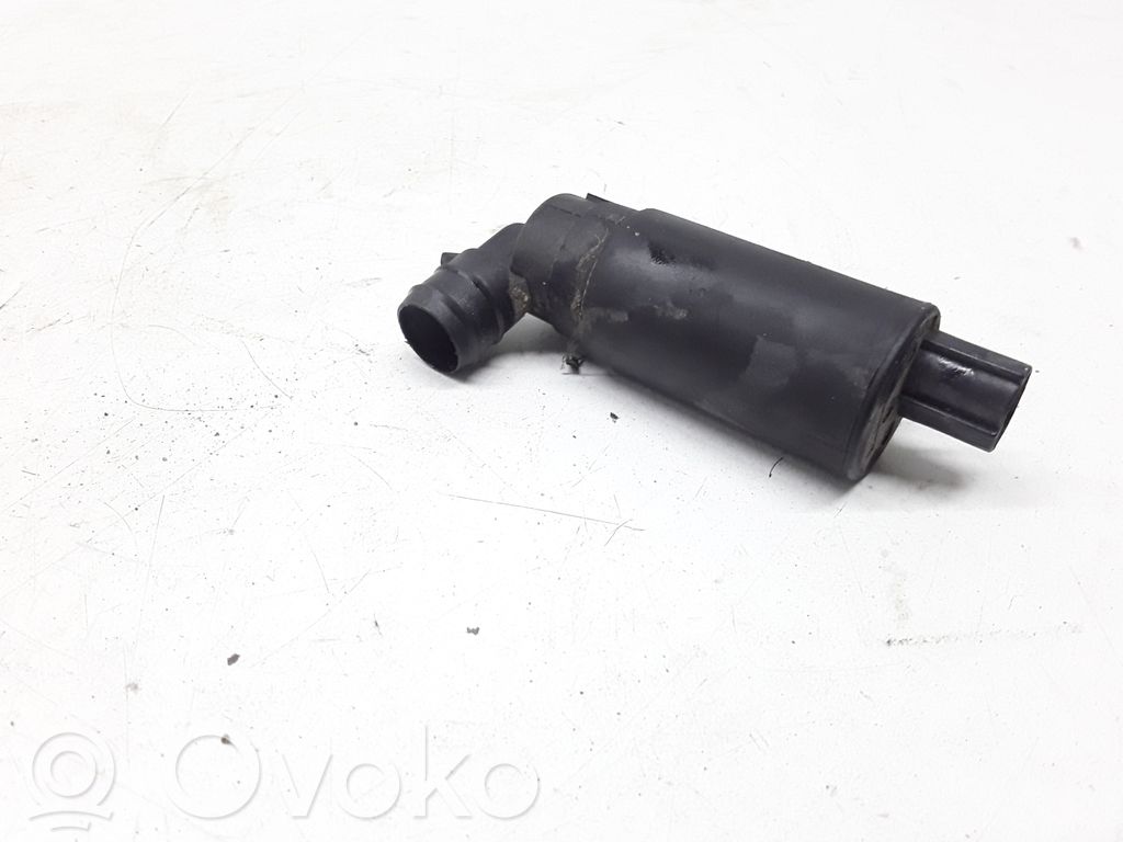 Windscreen/windshield washer pump