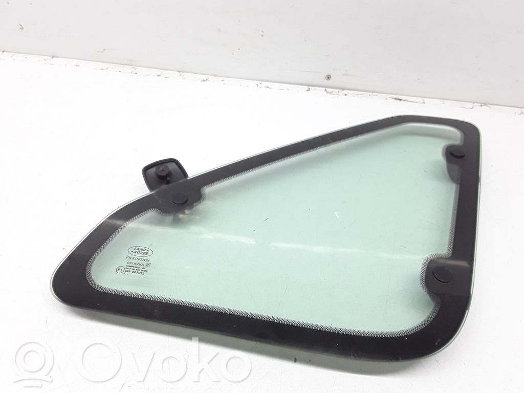 Rear side window