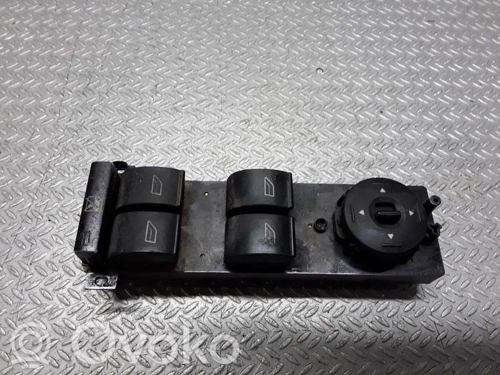 Comutator comandă geamuri electrice   3M5T14A132AF