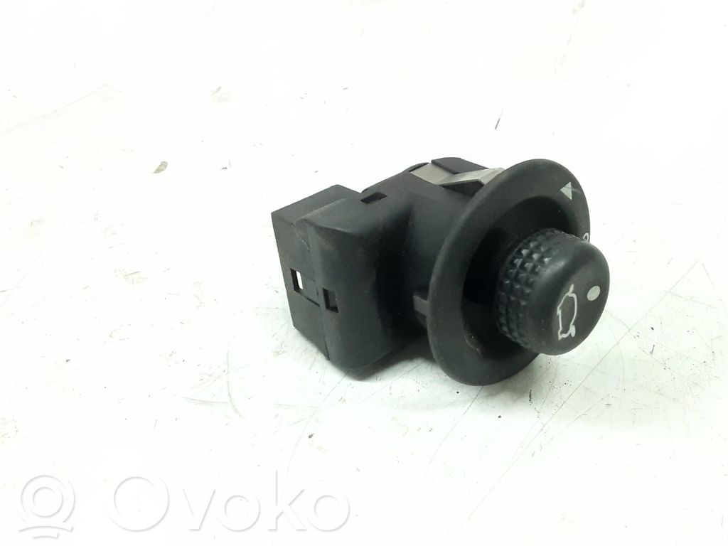 Ford Fiesta Wing mirror switch 