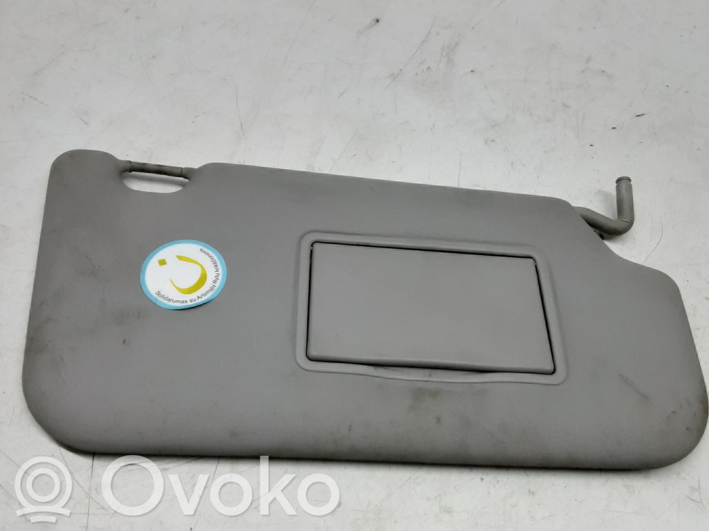 Sun visor
