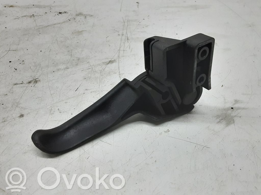 Engine bonnet (hood) release handle