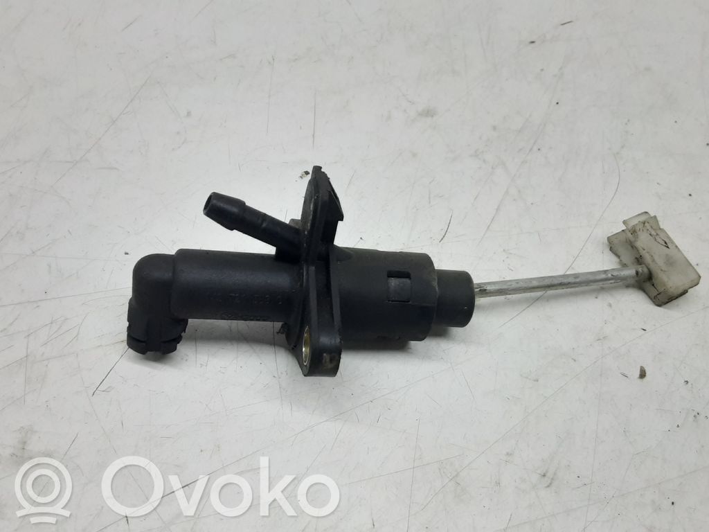 Volkswagen Golf IV Kytkimen pääsylinteri 