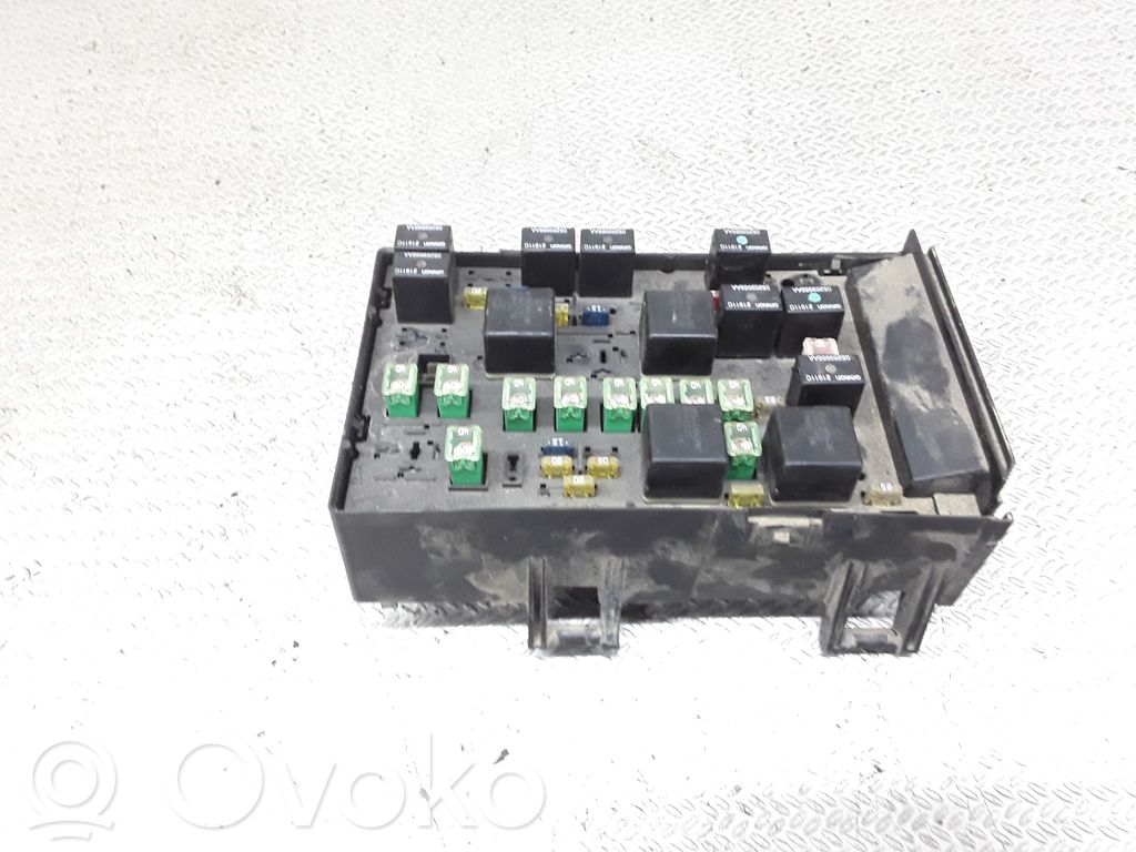 Drošinātāju bloks   04869201AM