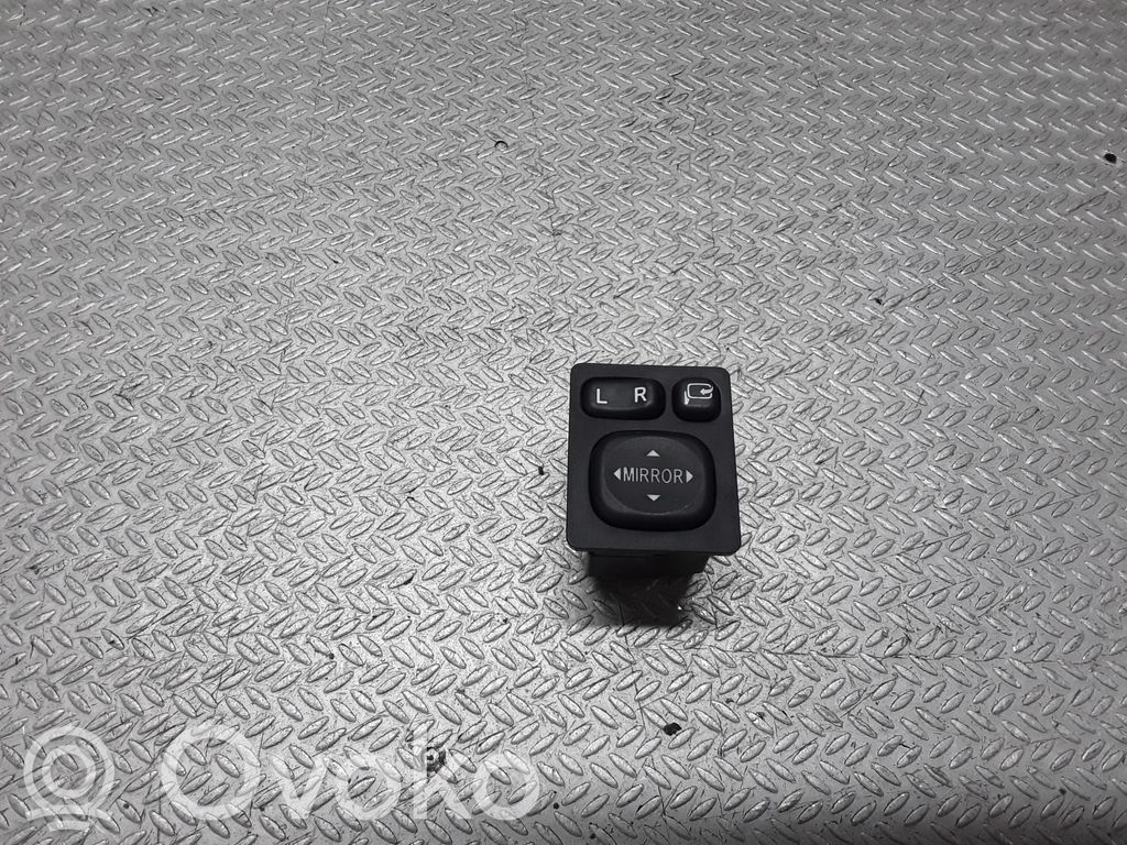 Toyota Verso Wing mirror switch 