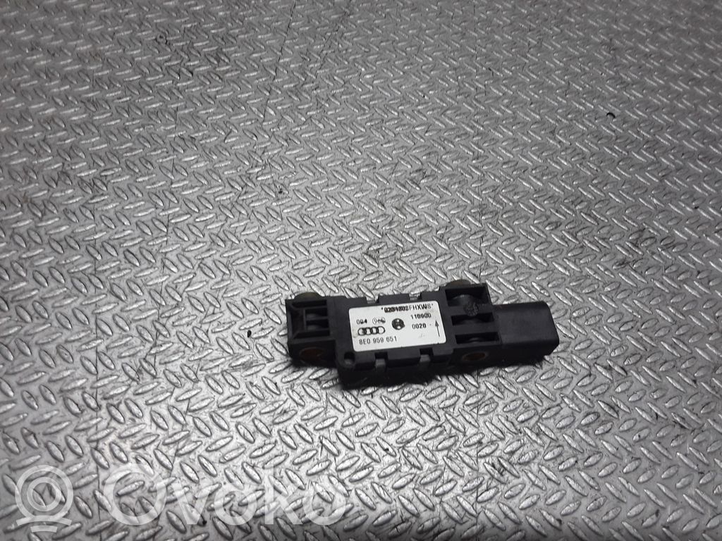 Audi A4 S4 B6 8E 8H Senzor impact/declanșare airbag 