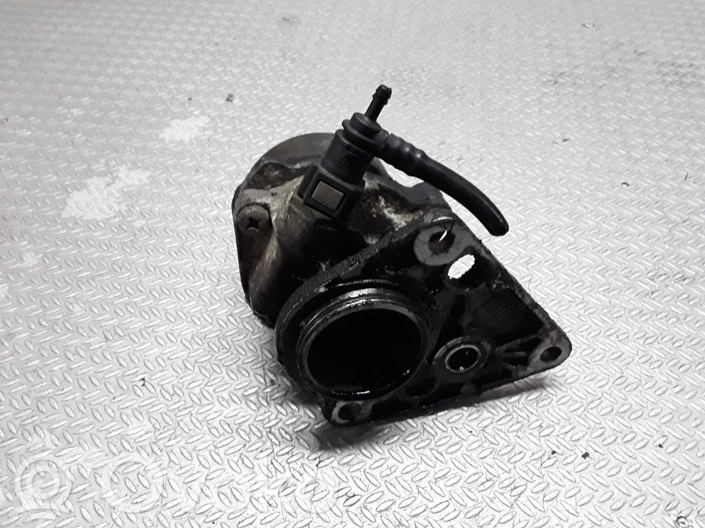 Peugeot Partner Vacuum pump 
