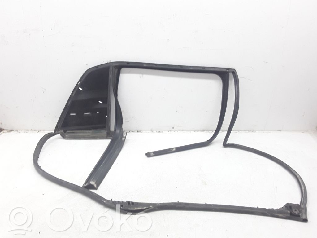 Volkswagen Phaeton Ventanilla de ventilación de la puerta trasera 