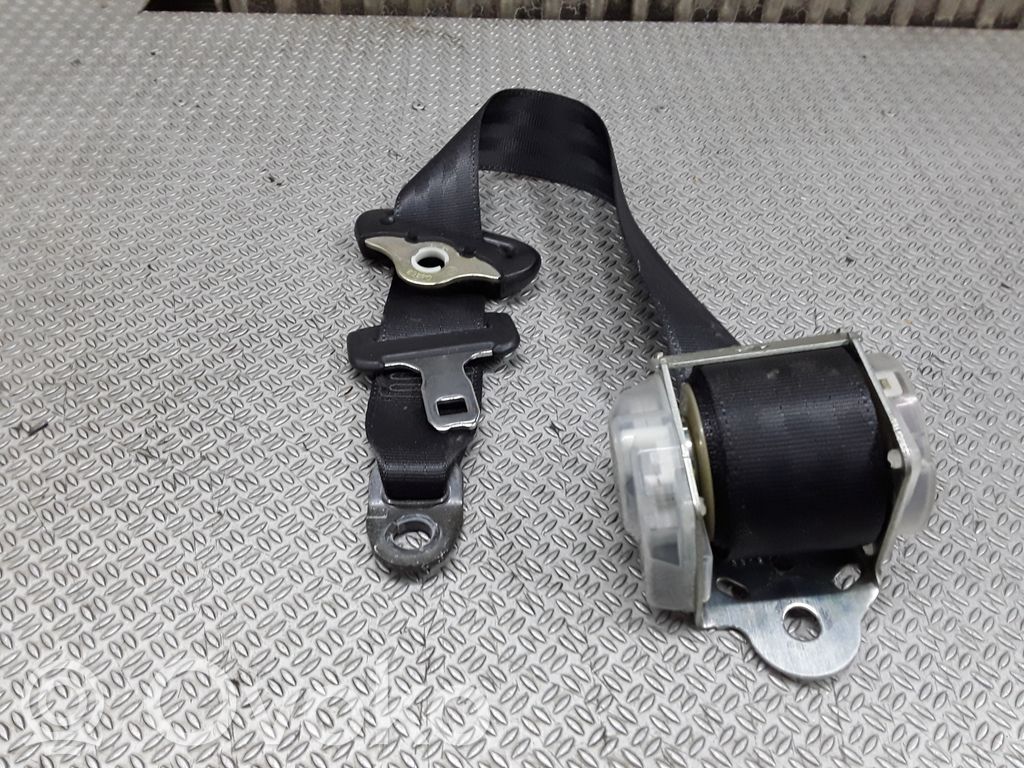 Toyota Yaris Pas bezpieczeństwa fotela tylnego 
