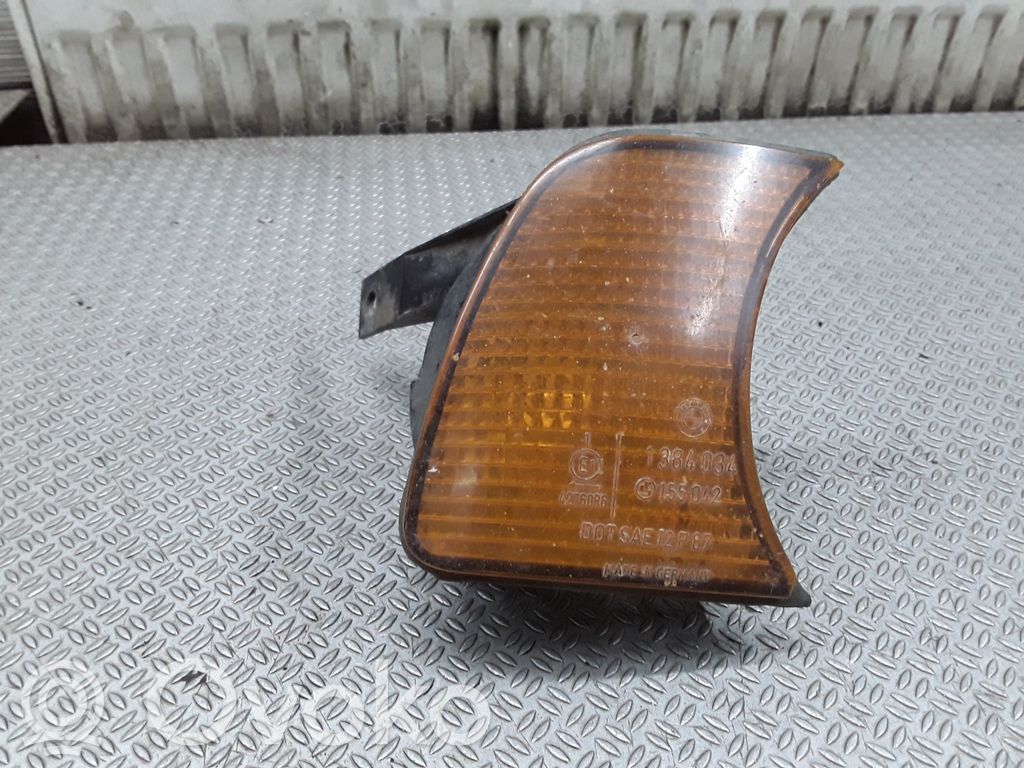 BMW 5 E34 Front indicator light 