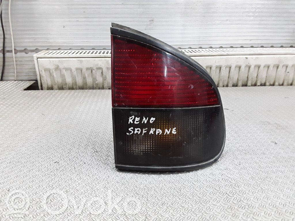 Renault Safrane Lampa tylna 