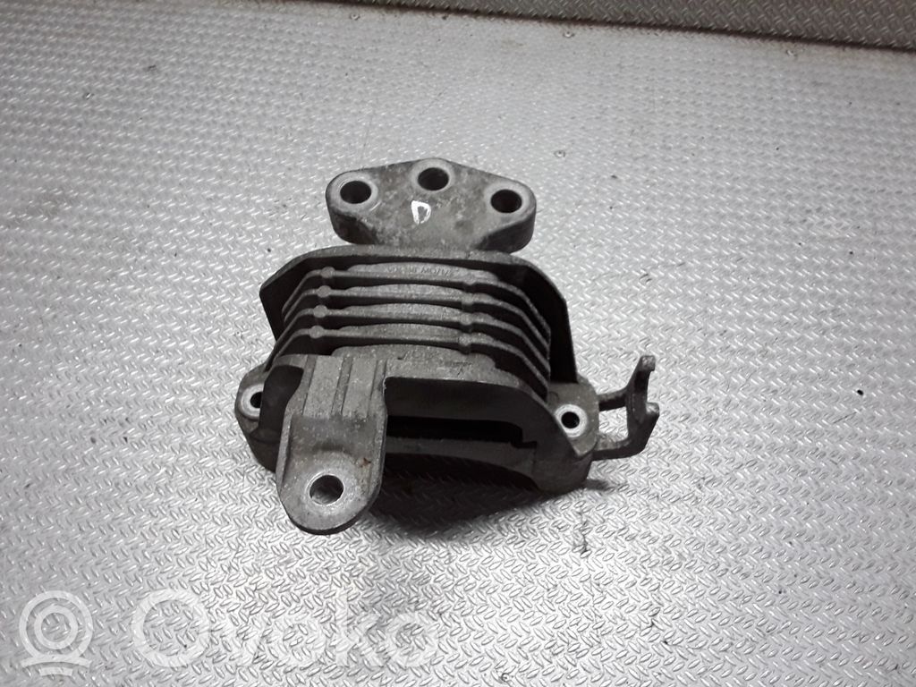 Opel Astra J Engine mount bracket 