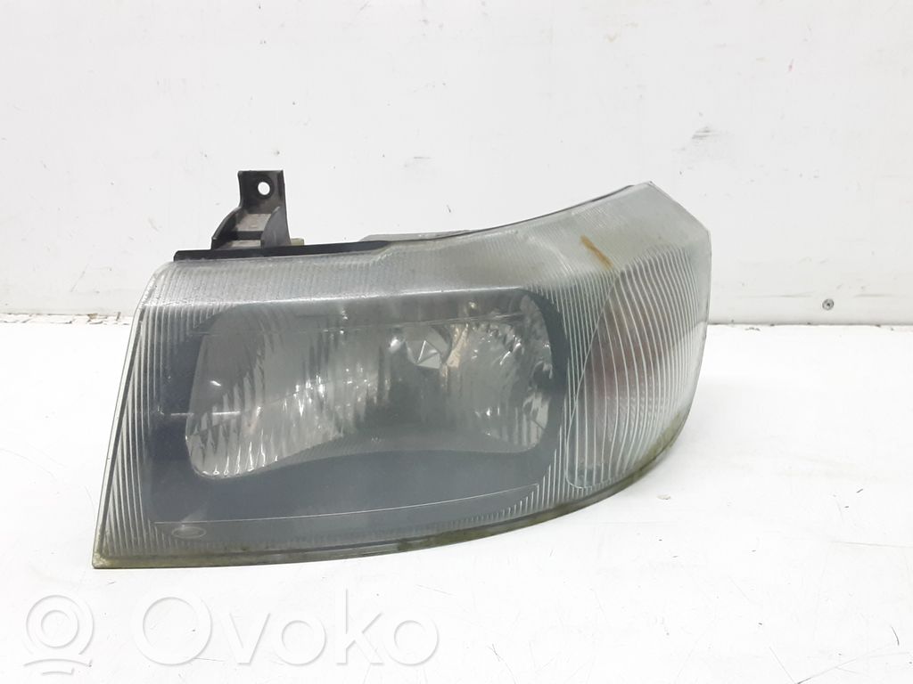 Lampa przednia   YC1X13053