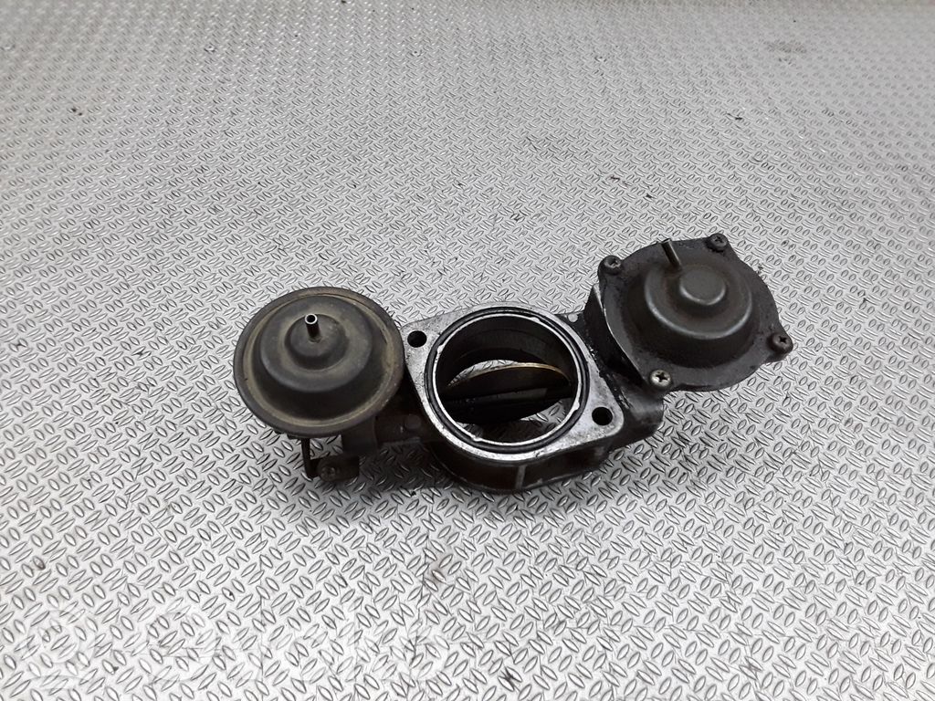 Mitsubishi Pajero Vanne EGR 
