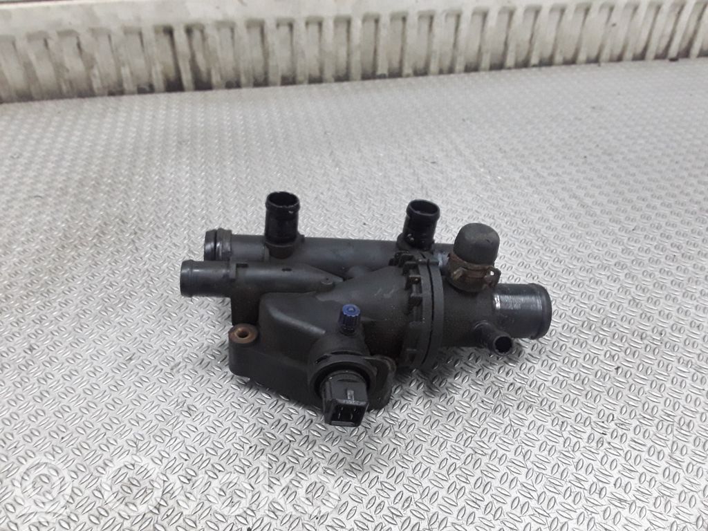 Opel Movano A Termostaatin kotelo 