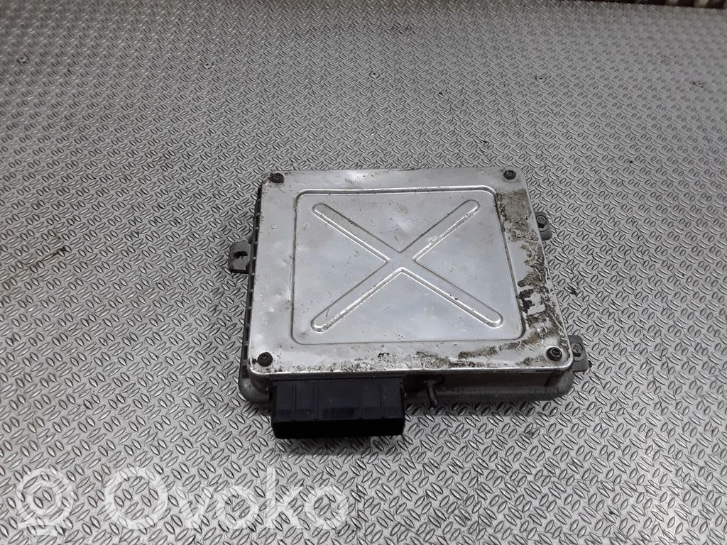 Engine control unit/module   MKC104013