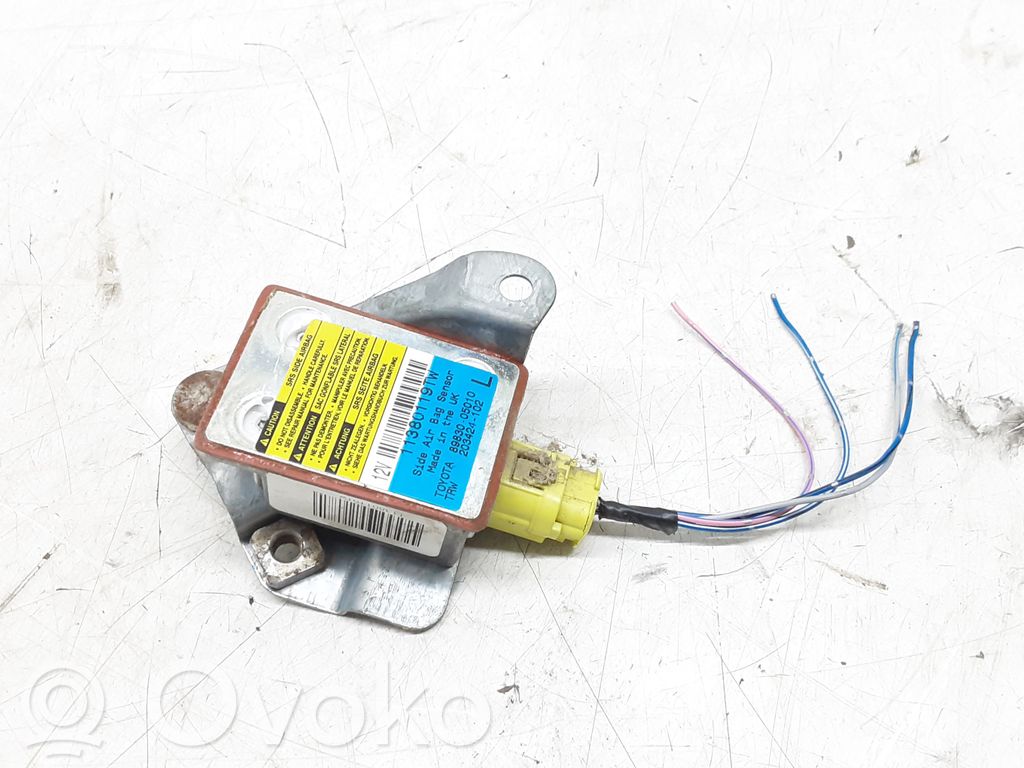 Toyota Avensis T220 Airbagsensor Crashsensor Drucksensor