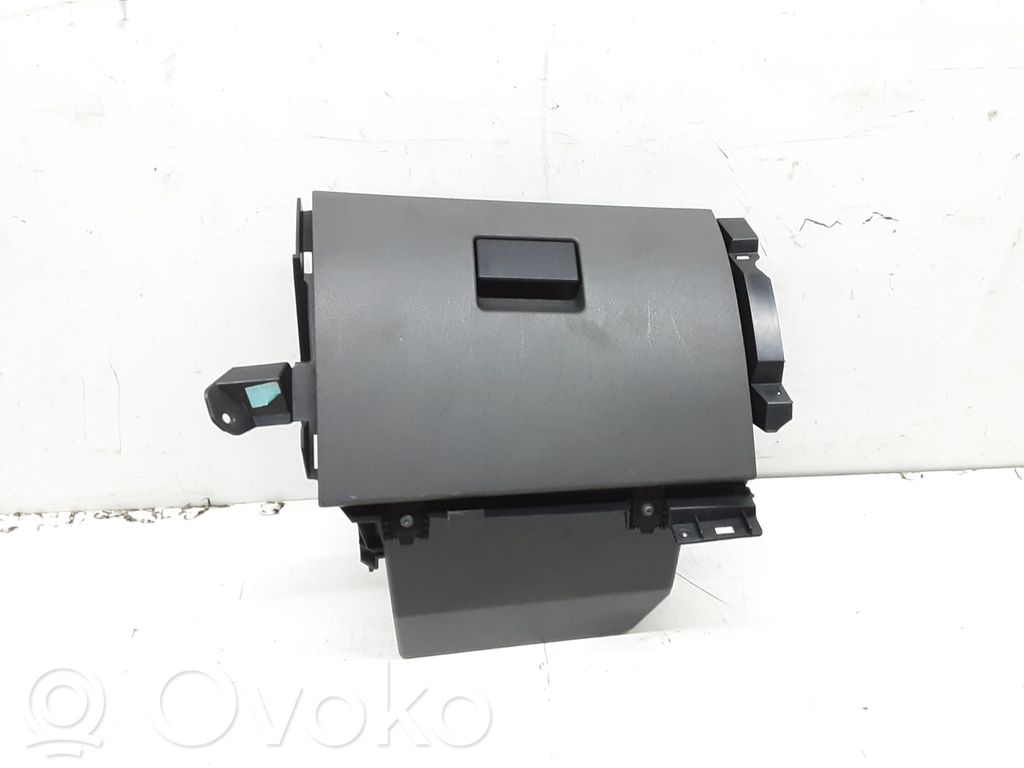 Glove box   3M51R0600