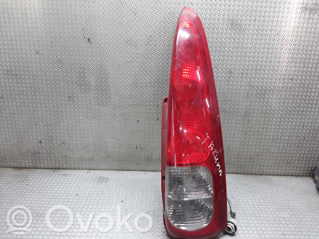 Rear/tail lights