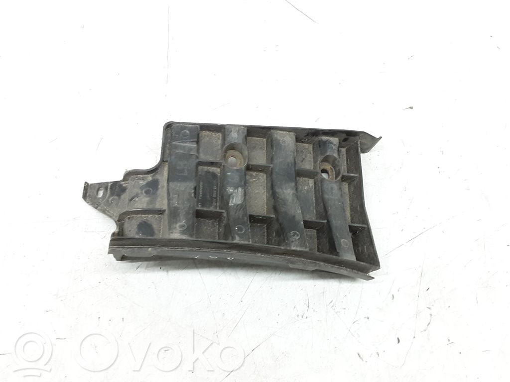 Rear bumper mounting bracket   4F5807897B