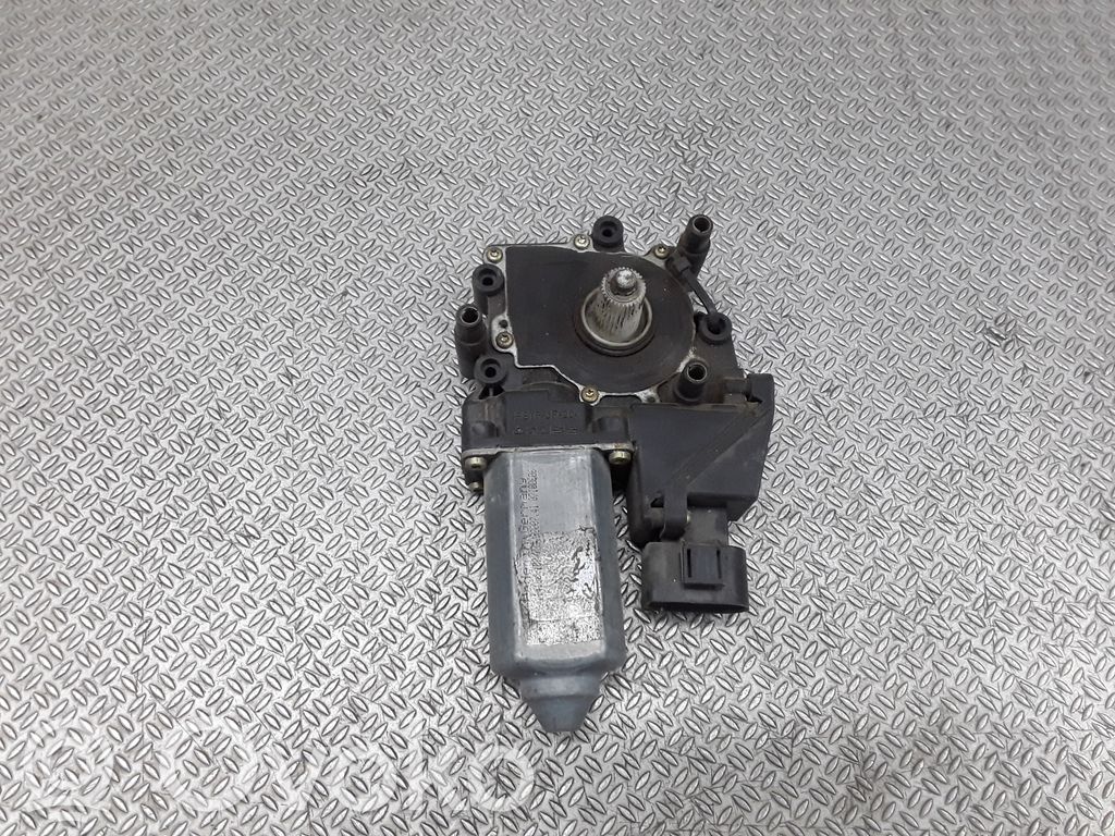 Audi A8 S8 D2 4D Rear door window regulator motor 