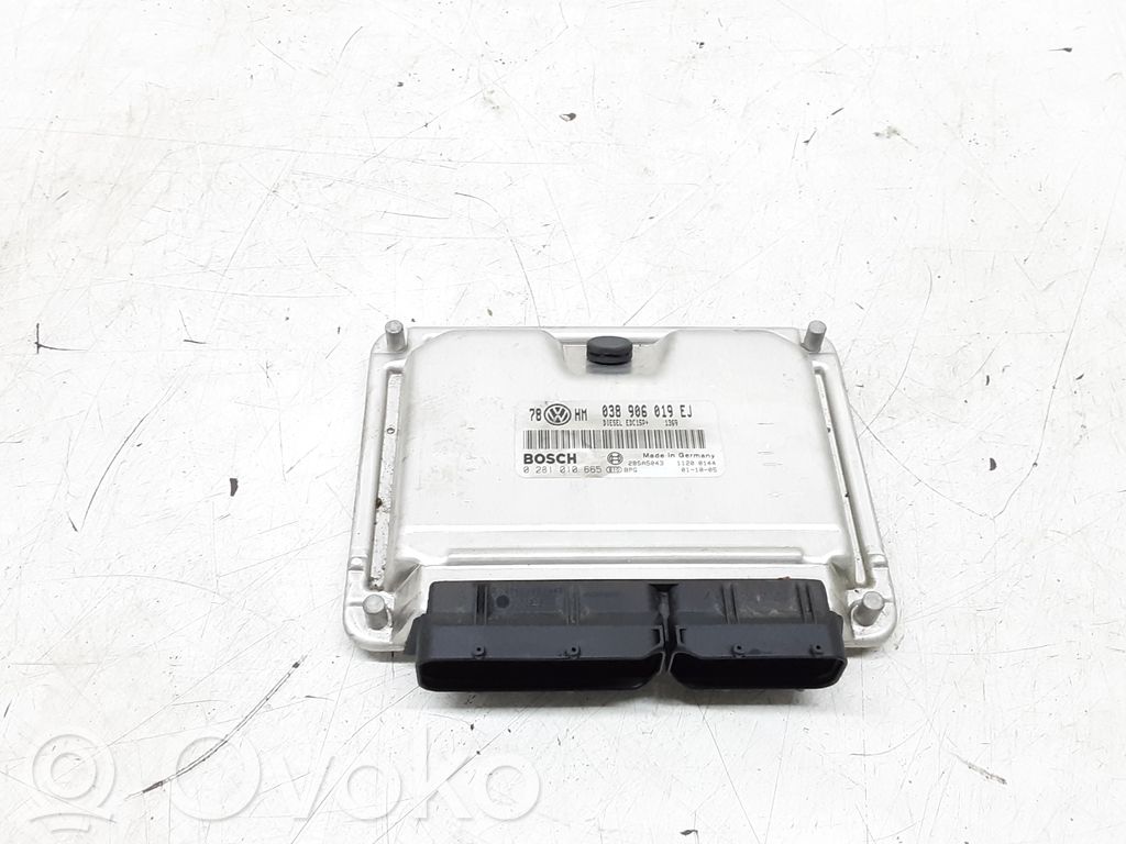Sterownik / Moduł ECU   038906019EJ,0281010665