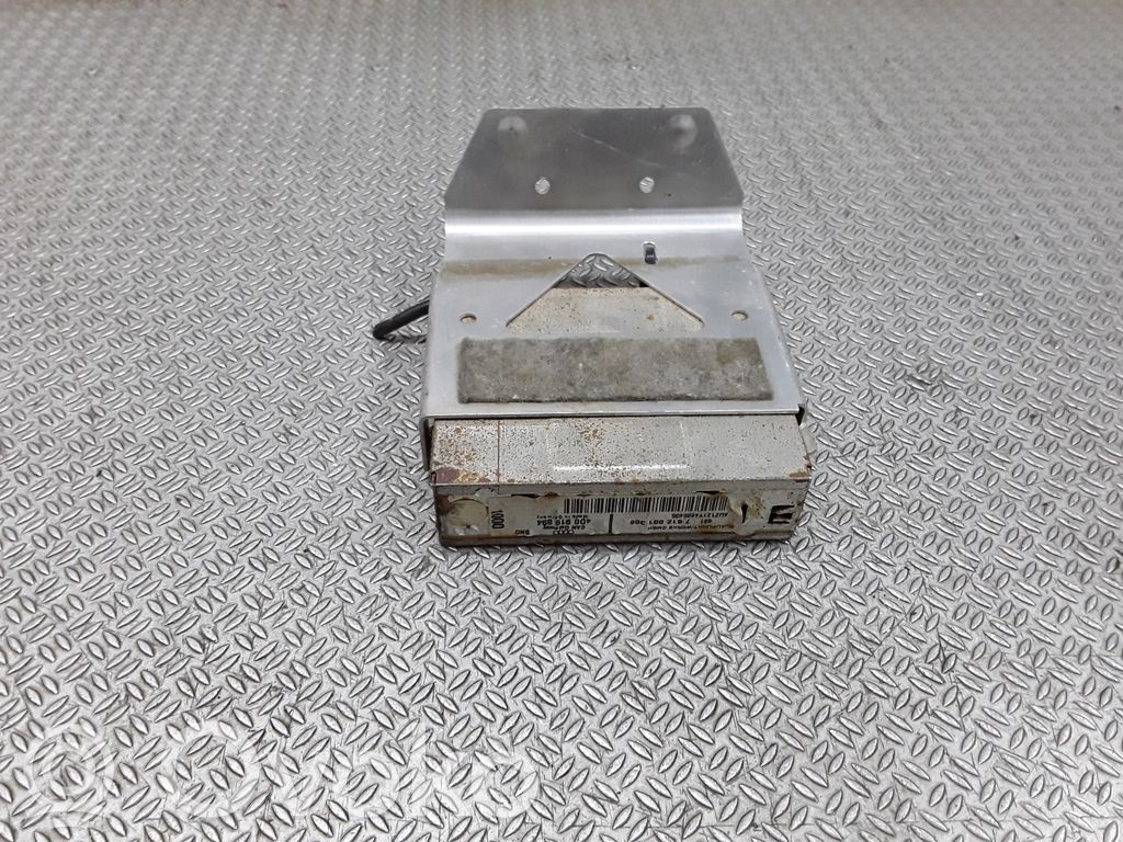 Audi A8 S8 D2 4D GPS navigation control unit/module 