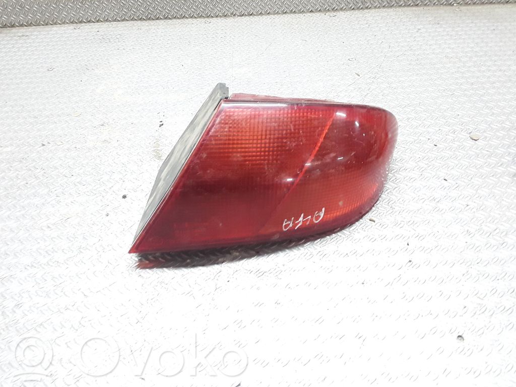 Alfa Romeo 156 Aizmugurējais lukturis virsbūvē 