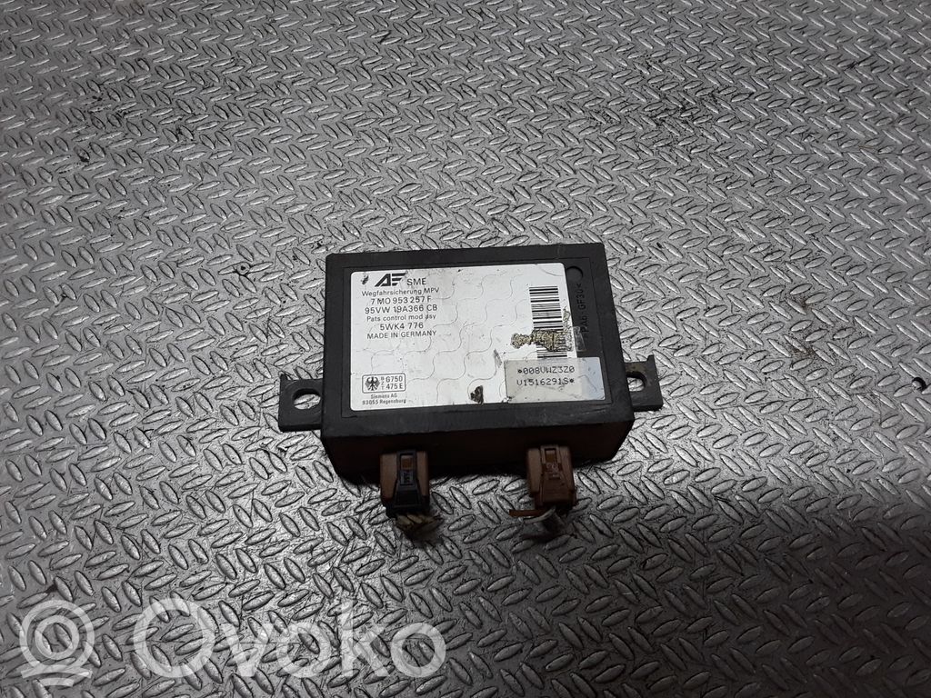 Unidad de control/módulo inmovilizadora   7M0953257F