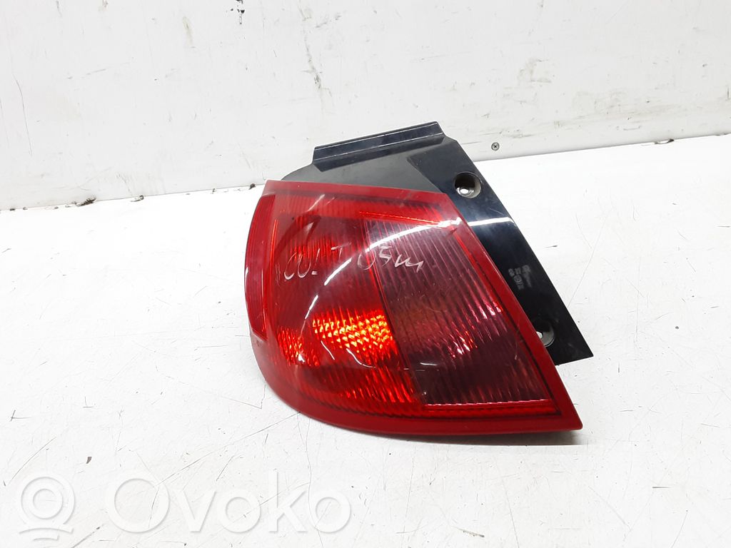 Mitsubishi Colt Luci posteriori