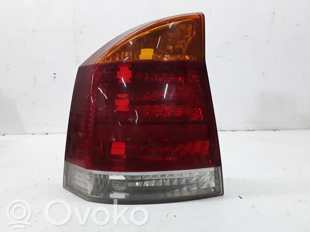 Rear/tail lights   131200