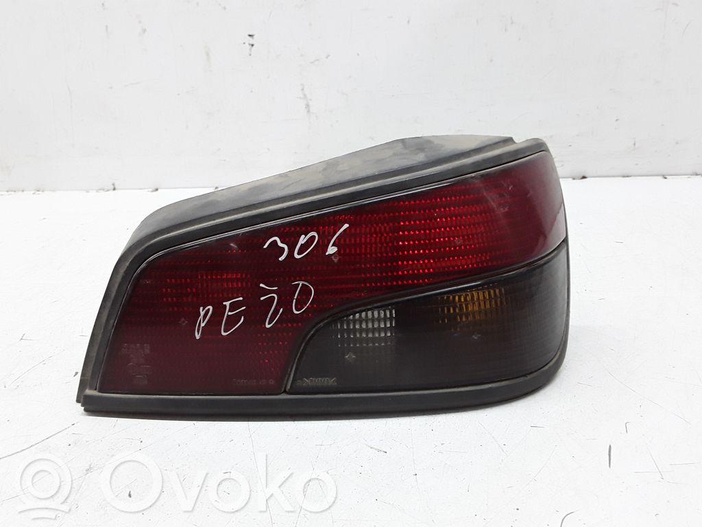 Lampa tylna   2227