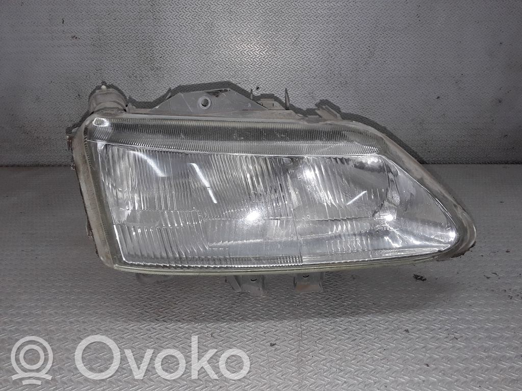 Renault Laguna I Scheinwerfer 