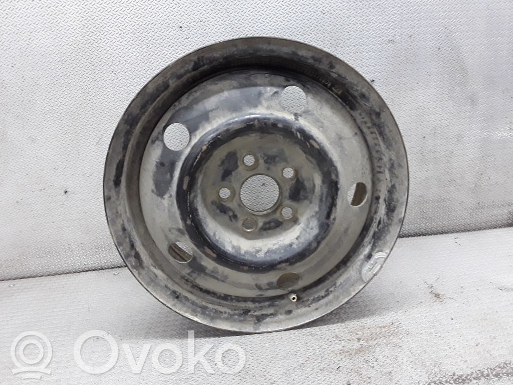 Subaru Impreza I R15-teräsvanne 