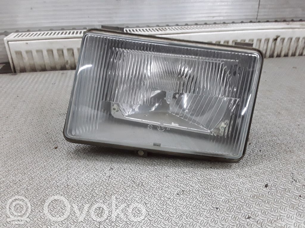 Priekšējais lukturis   870446LI
